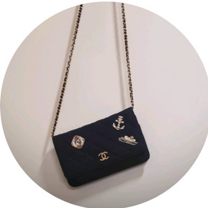 정품 샤넬 불렉 퀼링 펠트크루즈 참월렛 온 체인 숄더백