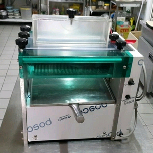 서현테크 훈제오리 절단기,오리 세절기, 훈제오리 세절기