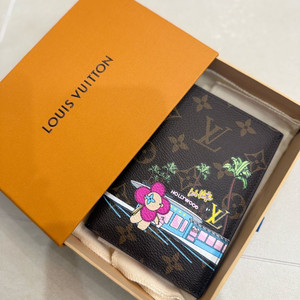 루이비통 모노그램 할리우드 여권 케이스