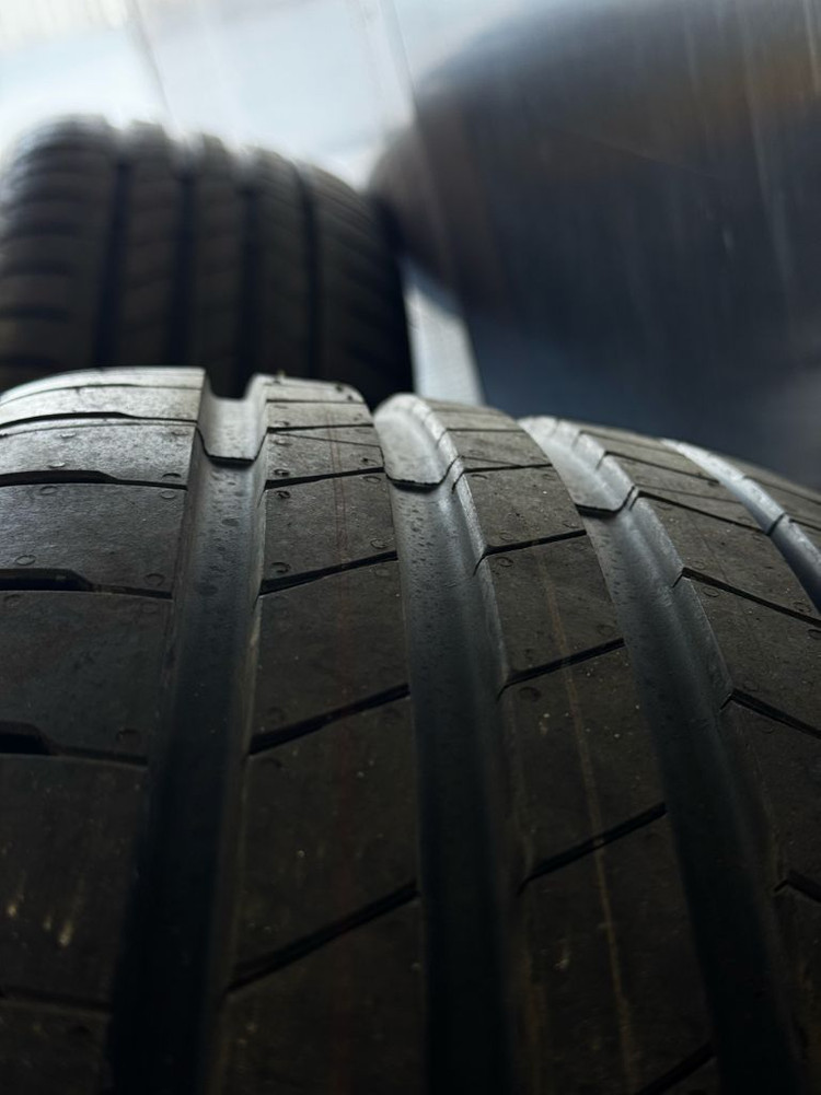 브리지스톤 신품급 타이어 225 45 18 이미지