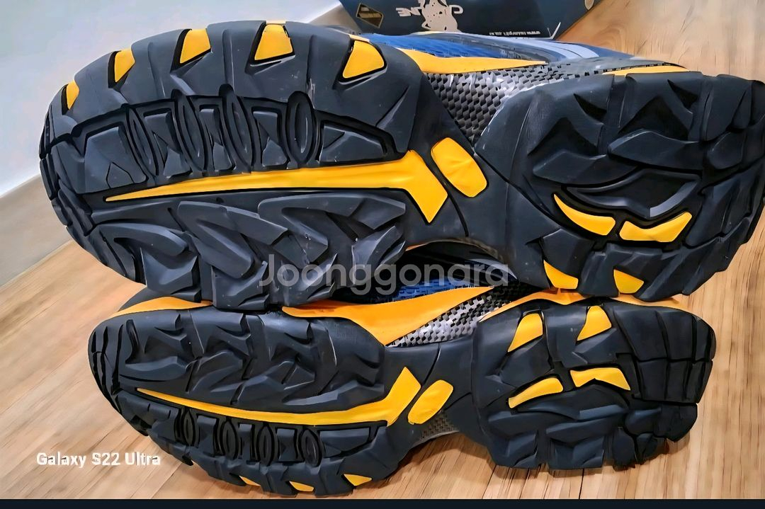 캠프라인 고어텍스 전기 안전화 255mm 새것 이미지