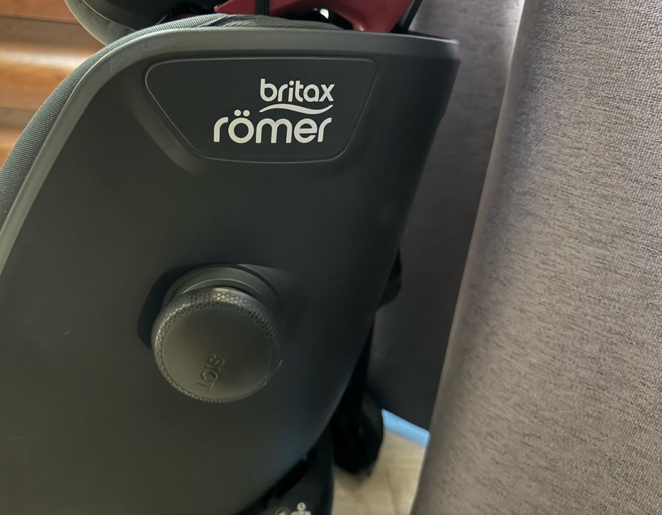 브라이택스 카시트 어드밴스픽스4 판매 이미지