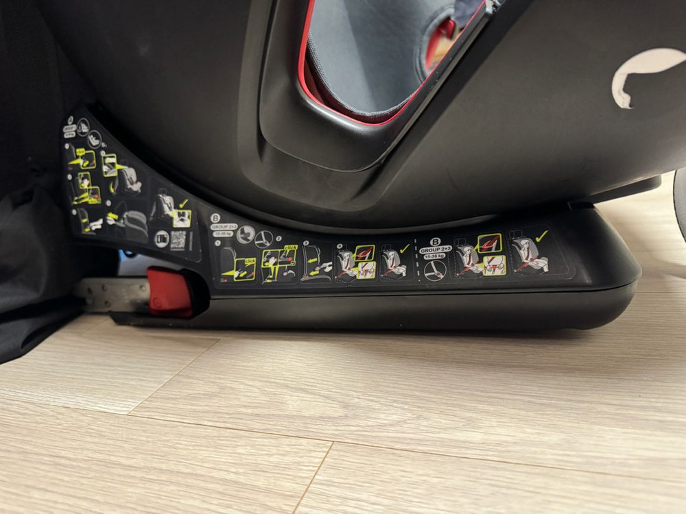 브라이택스 카시트 어드밴스픽스4 판매 이미지