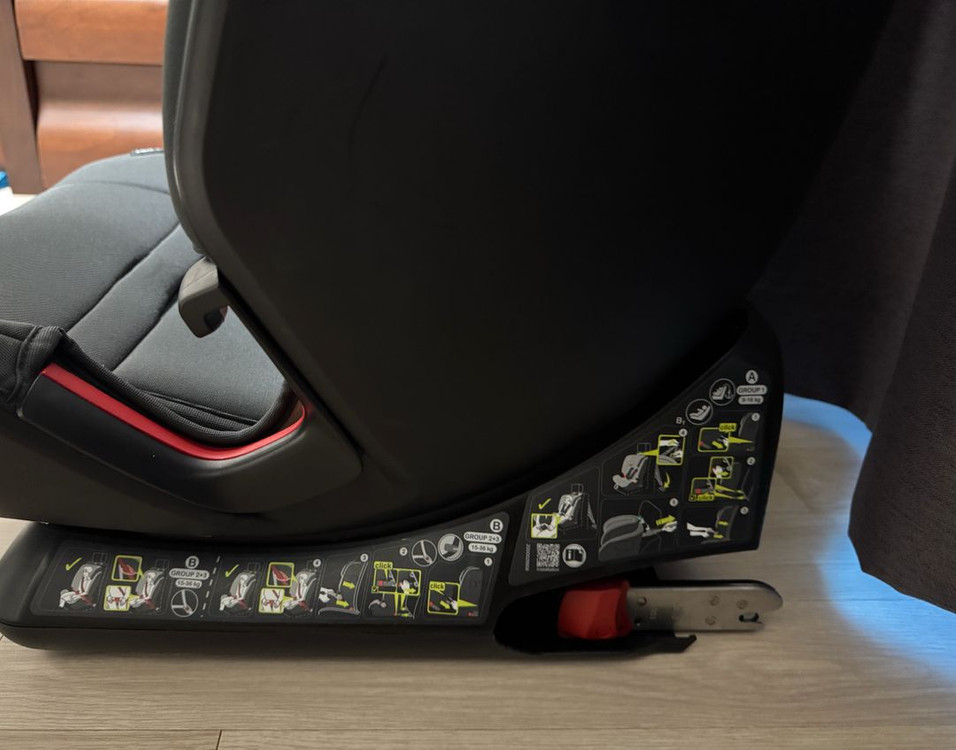 브라이택스 카시트 어드밴스픽스4 판매 이미지