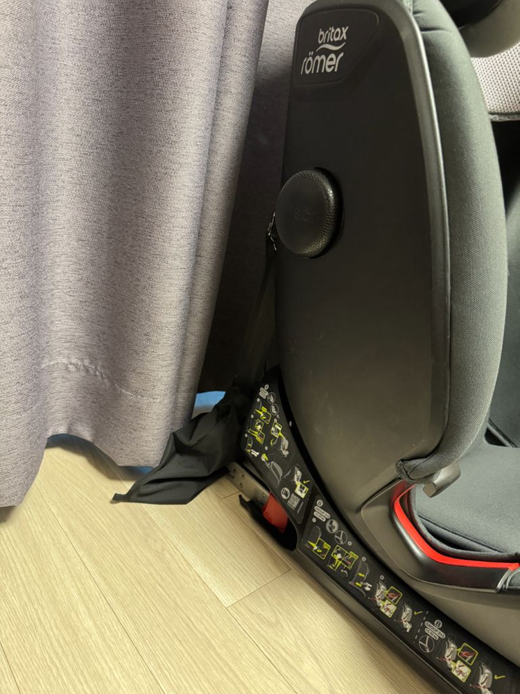 브라이택스 카시트 어드밴스픽스4 판매 이미지