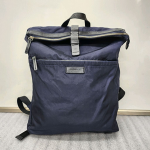 빈폴 정품 롤탑 백팩 네이비 30x40cm