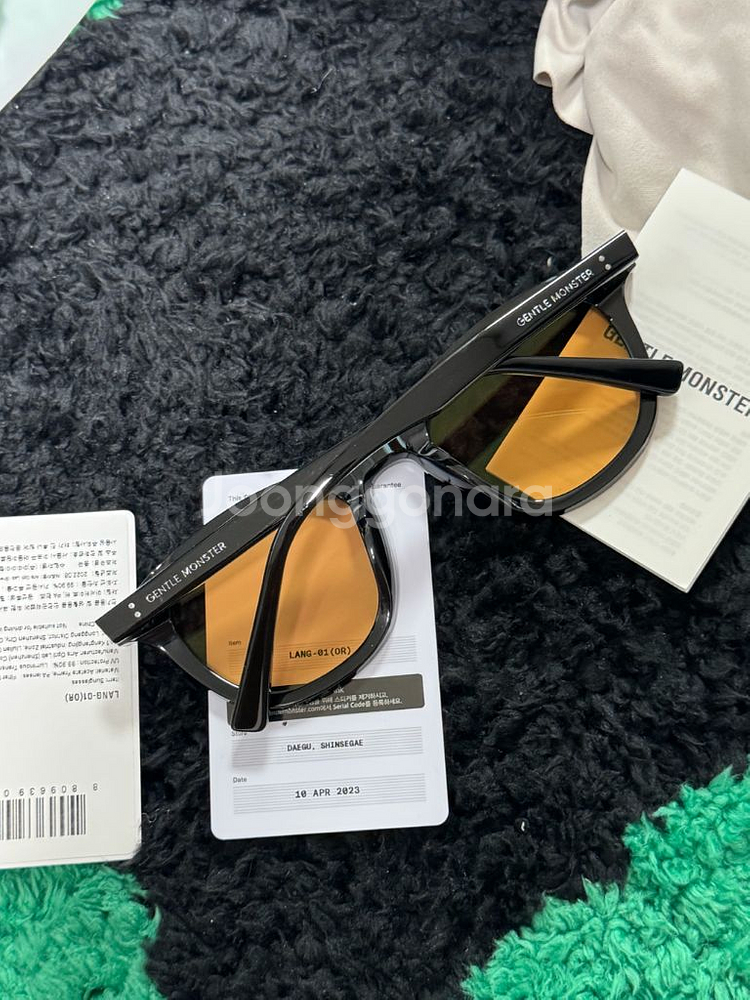 젠틀몬스터 랭 오렌지틴트 선글라스 팝니다--3