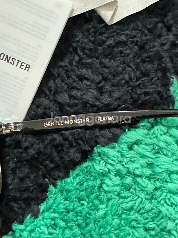 젠틀몬스터 랭 오렌지틴트 선글라스 팝니다--5