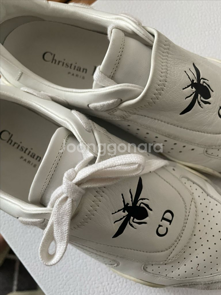 정품 디올 D-Bee 화이트 스니커즈 37.5--5