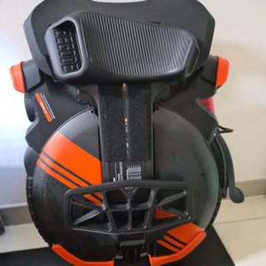 전동휠 인모션v11y