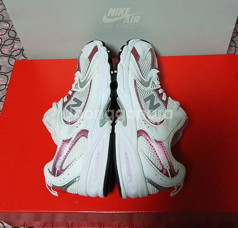 뉴발란스키즈530 실버핑크200운동화 거의새거24년1월--6