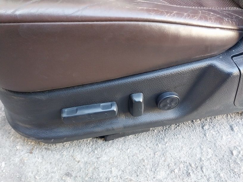 제네시스BH 운전석 조수석 전동 통풍 메모리 시트 레일 이미지