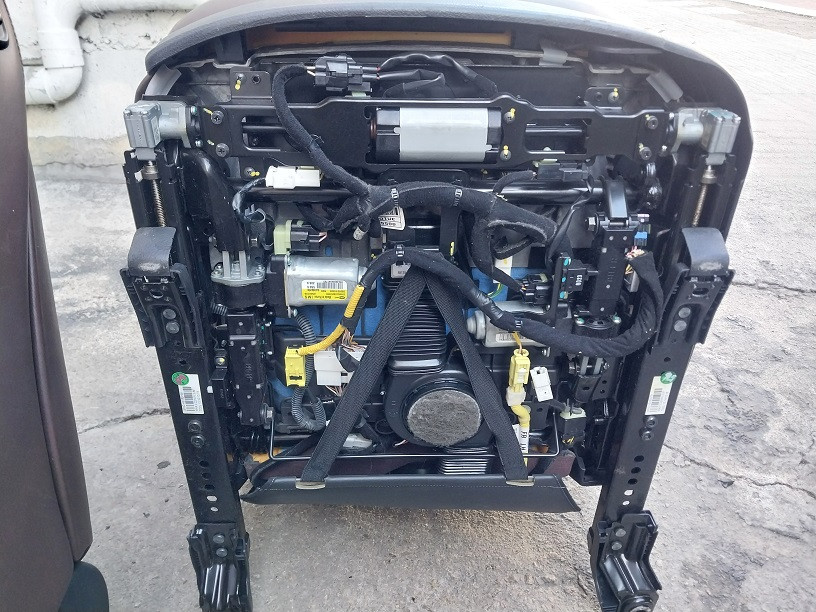 제네시스BH 운전석 조수석 전동 통풍 메모리 시트 레일 이미지