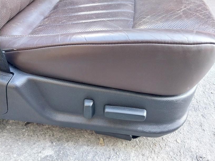 제네시스BH 운전석 조수석 전동 통풍 메모리 시트 레일 이미지