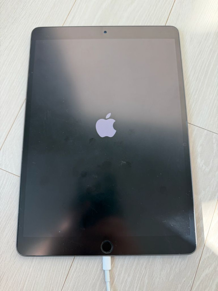 아이패드 에어 3세대 64GB--1