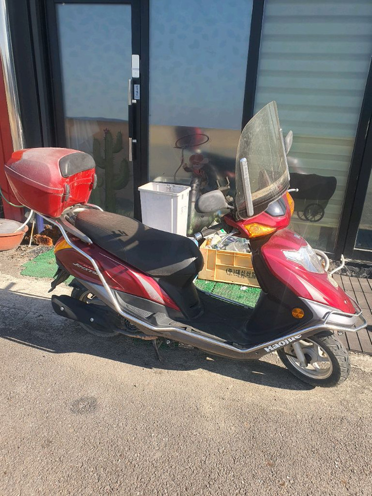 하오쥔 스쿠터 100cc 이미지
