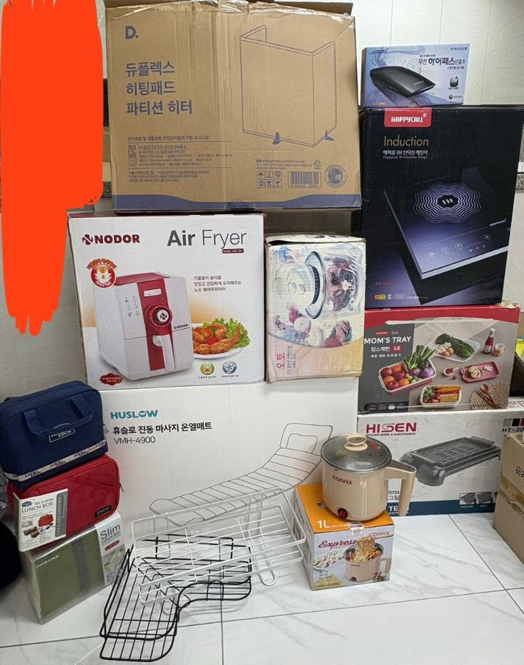 주방용품 & 가전제품 새제품 다량처분 오븐 그릴 매트 전기포트 네비 티포트 히터 도시락 텀블러 반찬통 선반 도자기 이미지