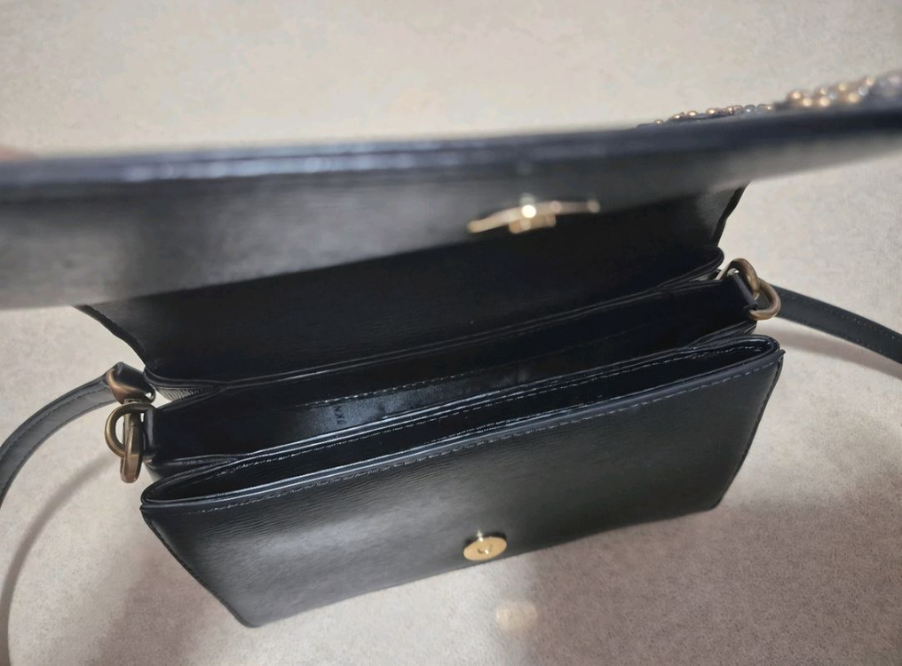 DKNY 가죽 크로스백--2