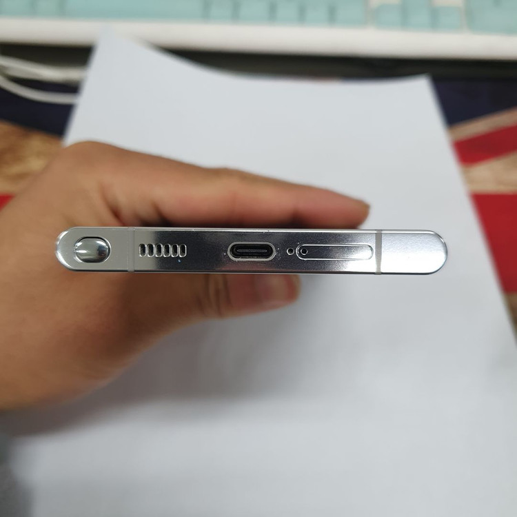 .갤럭시 S22울트라 256GB 화이트 U+ AA급 무잔상 중고폰 210794--5