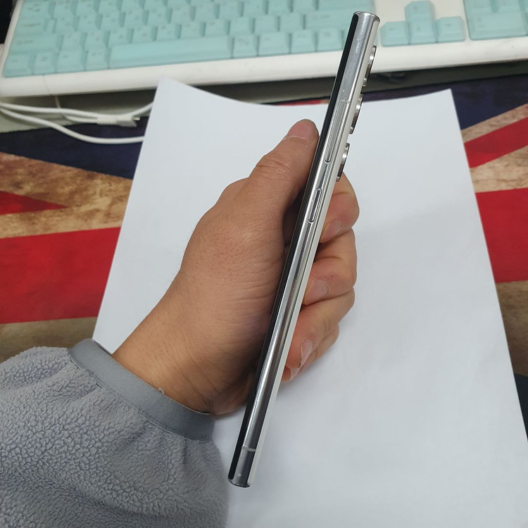 .갤럭시 S22울트라 256GB 화이트 U+ AA급 무잔상 중고폰 210794--7