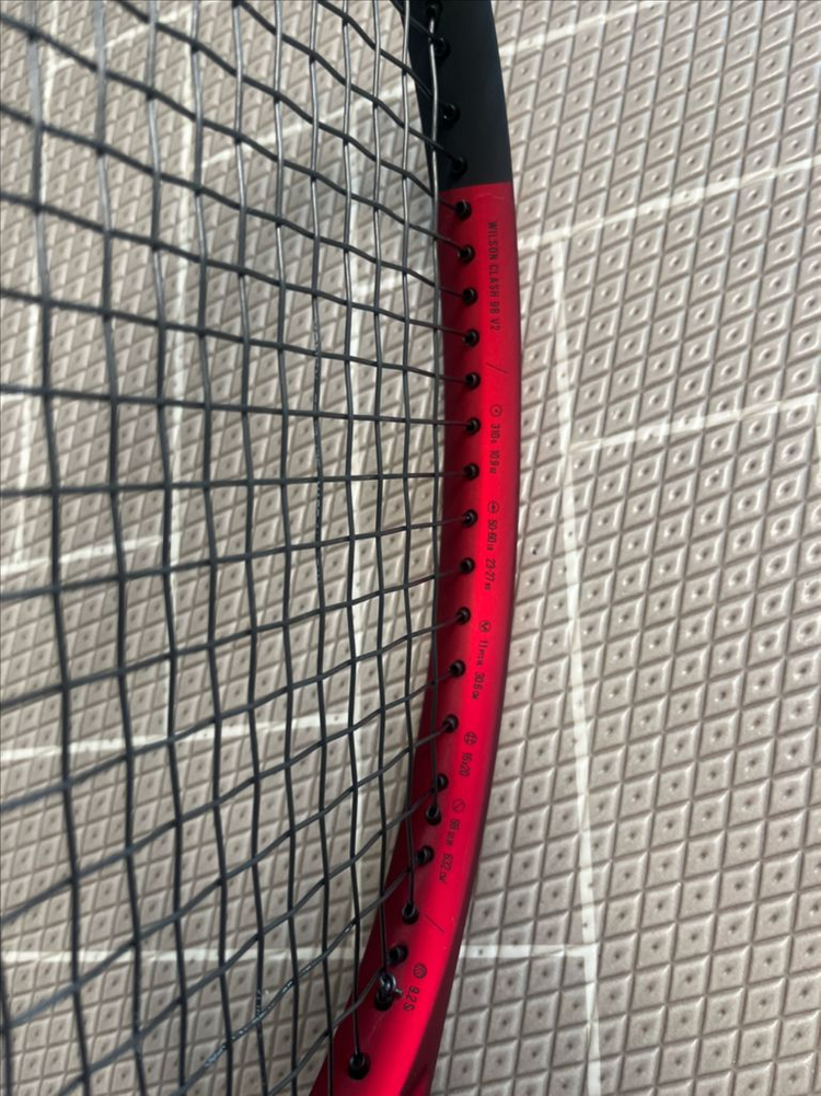 윌슨 클래시 테니스 라켓 이미지