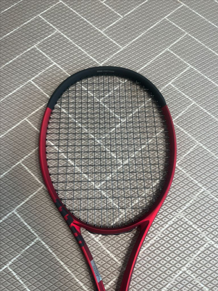 윌슨 클래시 테니스 라켓 이미지