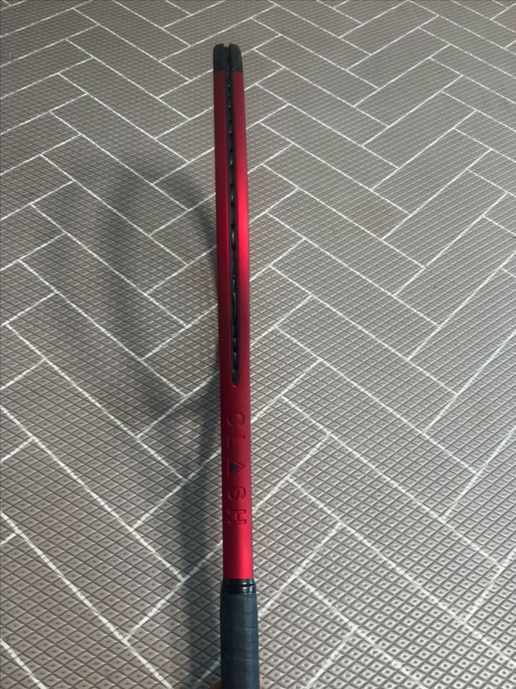 윌슨 클래시 테니스 라켓 이미지