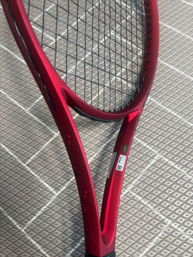 윌슨 클래시 테니스 라켓 이미지