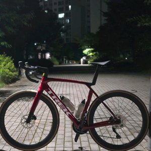 트렉 마돈 SL6 8세대 M/L 사이즈 S급 판매 이미지