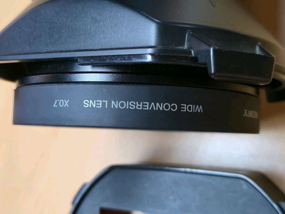 소니 dv캠 dsr- pd150--3