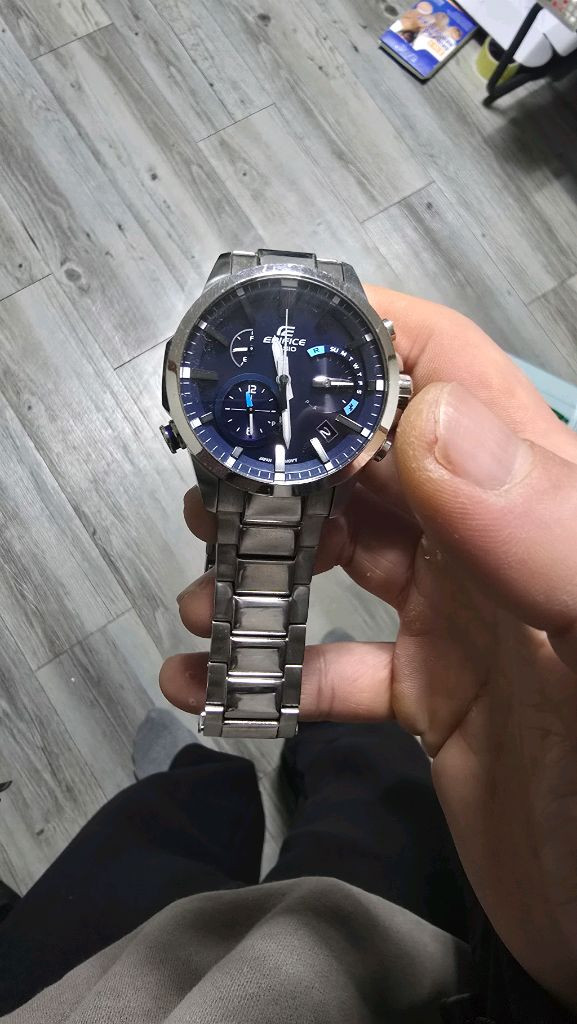 카시오 에디피스 eqb-700--1