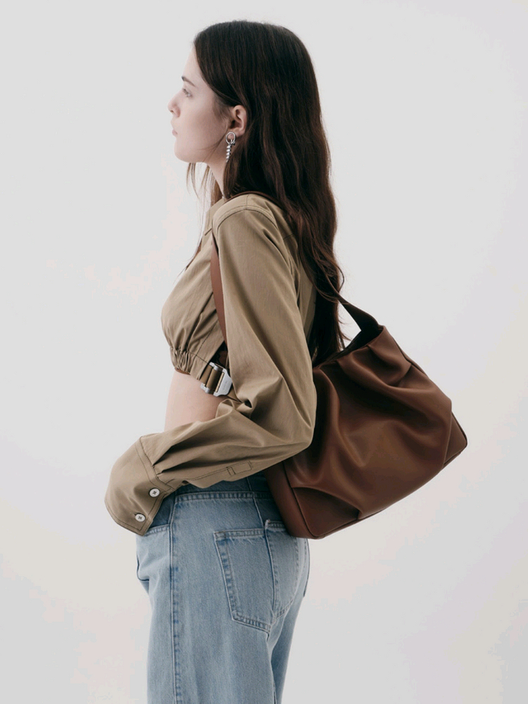 HOZE GABBY TAN 호재 호제 개더링 개비 호보백 숄더백 브라운--1