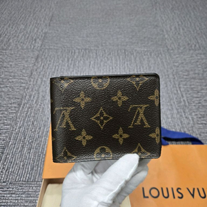 [특가][정품] 루이비통 모노그램 반지갑