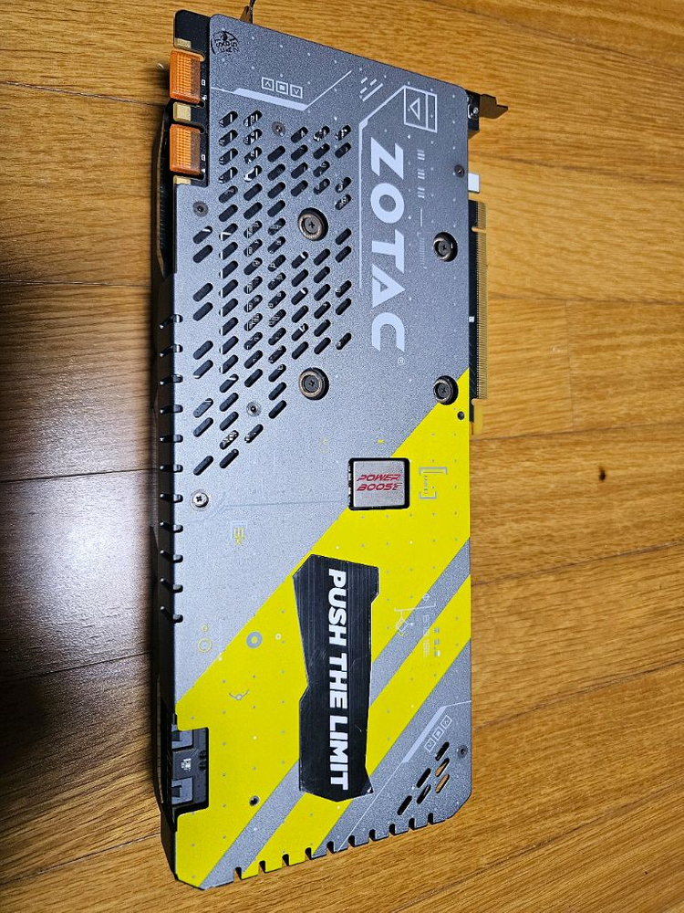 조텍 GTX 1070 8GB 판매--3