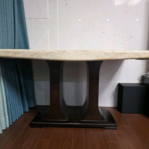 에몬스 아멜리아 4인용 대리석 식탁(의자 제외)