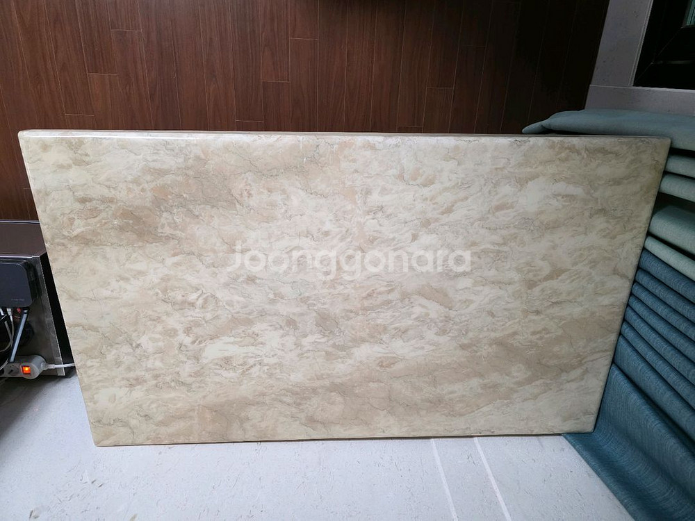 에몬스 아멜리아 4인용 대리석 식탁(의자 제외)--3