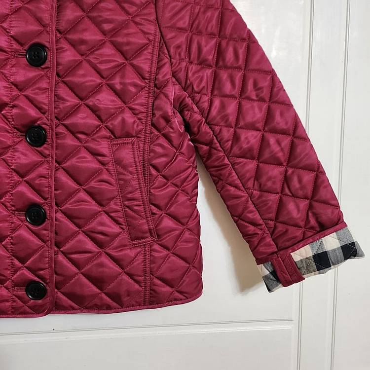 새상품급 (130호) 8y 버버리칠드런 누빔 퀼팅 자켓 / 여아 주니어 몽클레어 구찌 디올 셀린느 펜디--8
