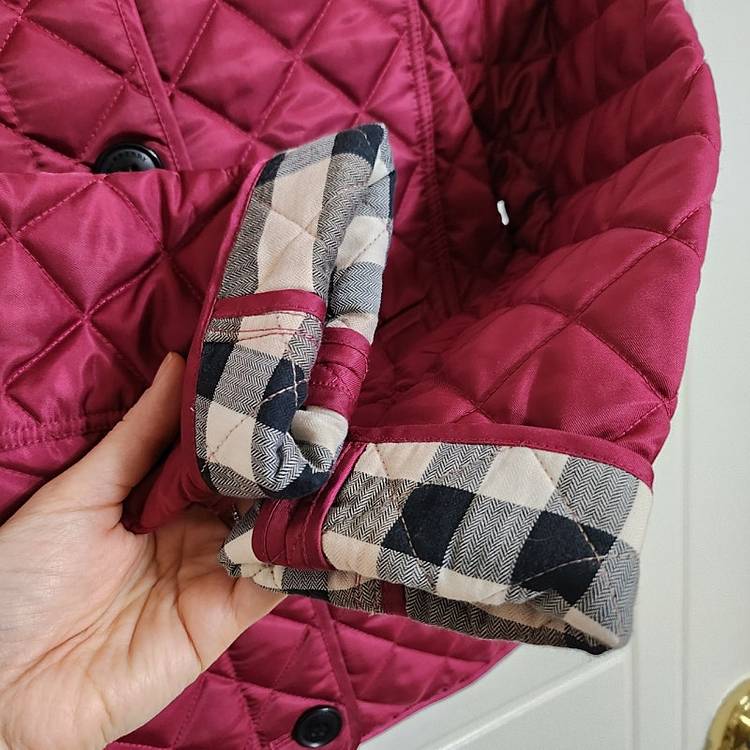 새상품급 (130호) 8y 버버리칠드런 누빔 퀼팅 자켓 / 여아 주니어 몽클레어 구찌 디올 셀린느 펜디--9