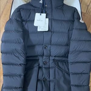 몽클 클루니 사이즈 교환 가능한 최신 새상품