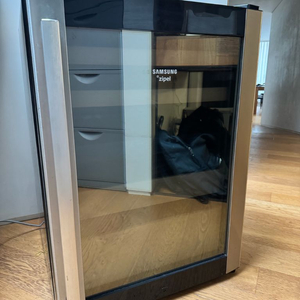 삼성 지펠 와인 셀러 냉장고 SWR52YSM