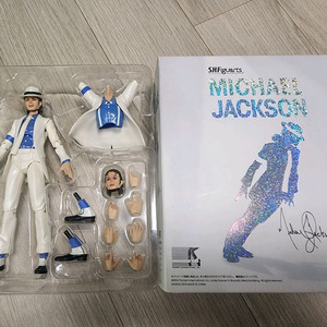 SHF 마이클잭슨 팝니다. 1/12 액션피규어