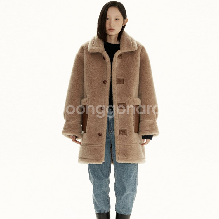 시엔느(sienne) 마티스 시어링코트 프리사이즈--2