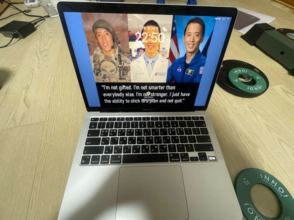 맥북 에어 M1 512GB/8GB 이미지