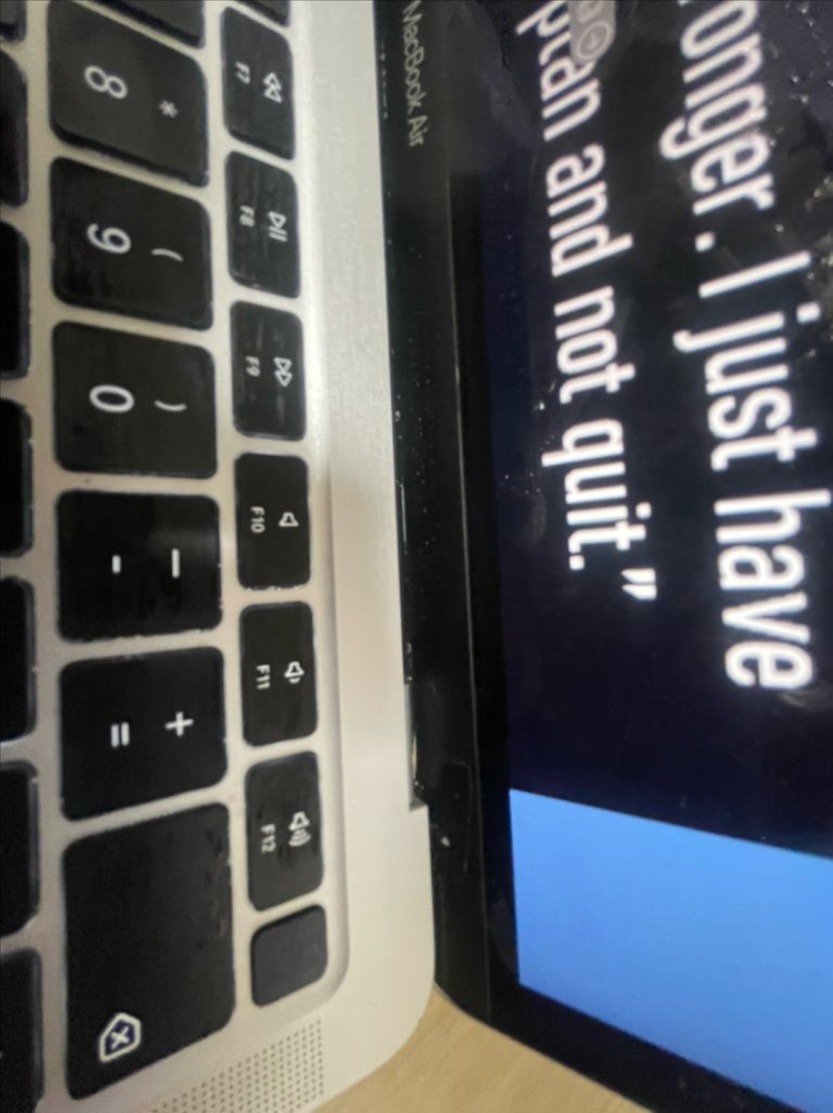 맥북 에어 M1 512GB/8GB 이미지