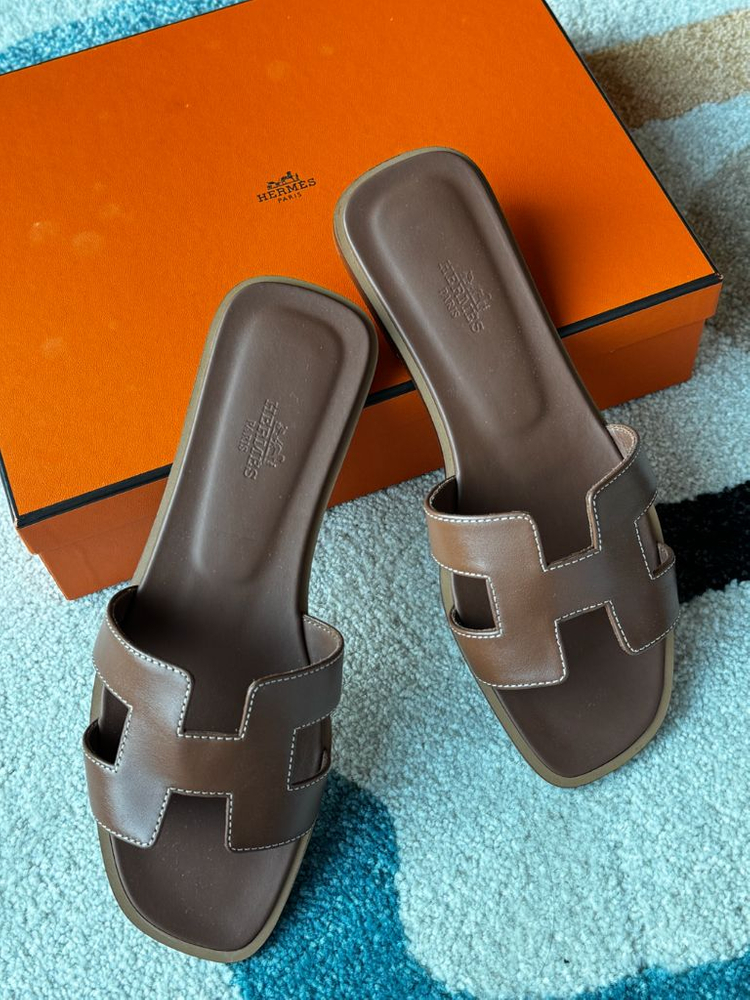 에르메스 오란 샌들 37.5 사이즈 이미지