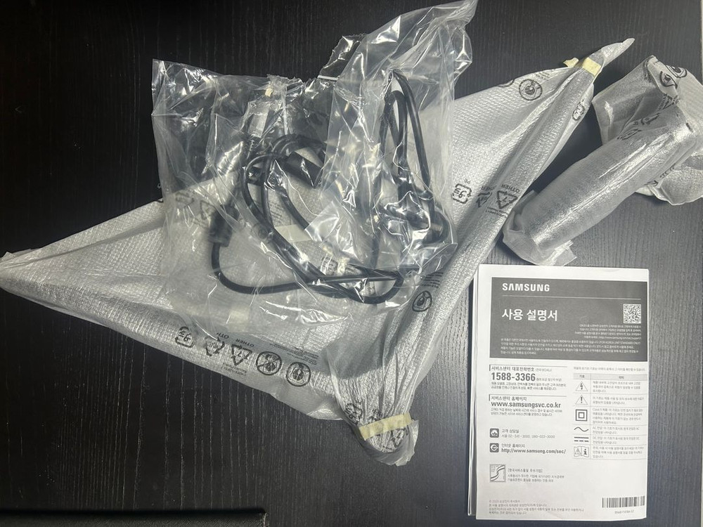 삼성 오디세이 G5 34인치 커브드 게이밍 모니터(한달 사용한 거의 새상품) 판매합니다. 이미지