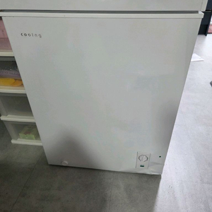 쿠잉 냉동고 2년사용 찌그러짐