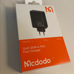 맥도도 GaN 120W 4포트 고속 충전기 미개봉
