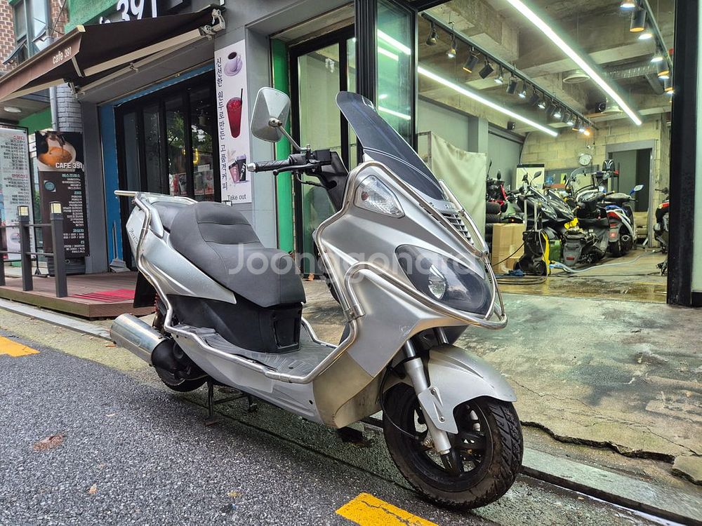 09년식 프리윙125 마실용 중고 오토바이--3