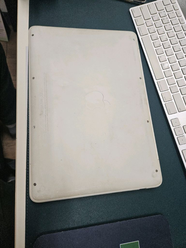 애플 화이트 맥북--9